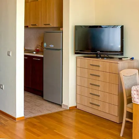 Apartment Deluxe Studio Nearby The Beach *